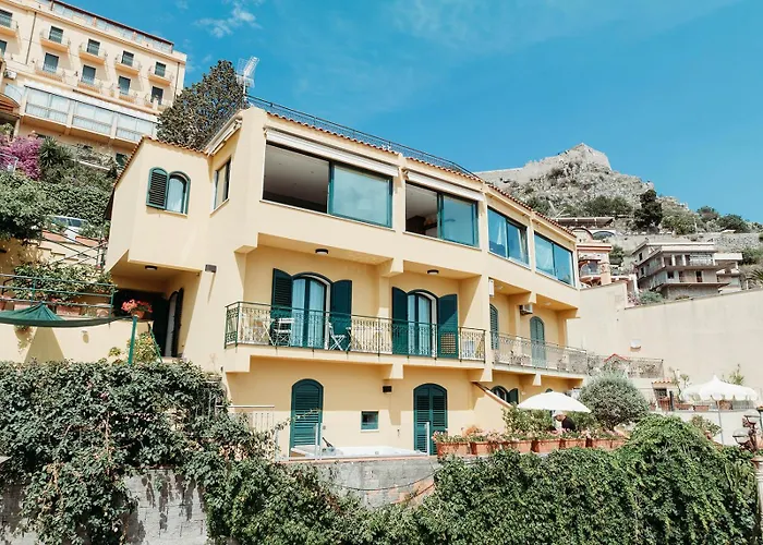 Villa Marta Luxury Sea View And Spa Taormina
